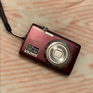 Nikon coolpix camera 📸